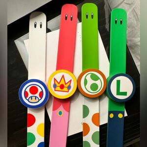 3 Nintendo Power-Up Band (Toad, Luigi and Yoshi)